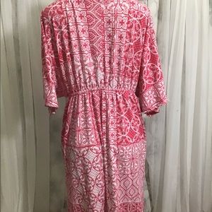 Dresses - Print V-Neck Dress Dresses - Print V-Neck Dress